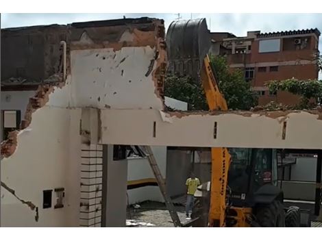 Serviço de Demolição em Porto das Dunas CE